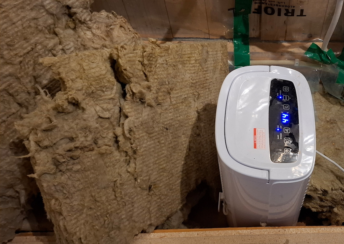 Featured image of post Drying mineral wool, or how I flooded my underfloor insulation with a dishwasher